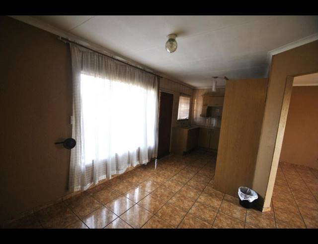 3 BEDROOM HOUSE FOR SALE IN DAWN PARK